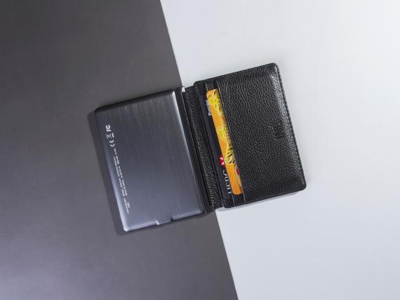 Портмоне с зарядным устройством «INE», 4000 mAh